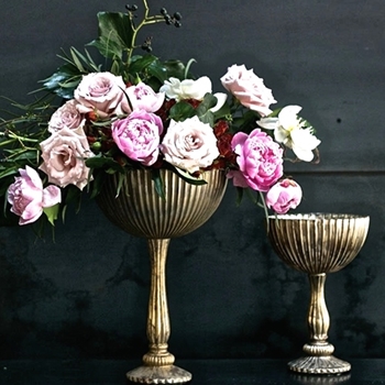 Vases & Vessels Gold