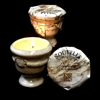 Nouvelle Signature - Grapefruit & Blackberry Petite French Urn 6OZ, 25-30HR 3W/3.5H