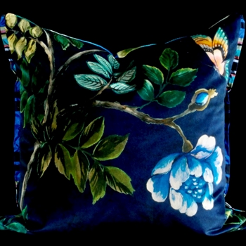 Designers Guild Cushion - Porcelaine de Chine Velours Indigo 22SQ